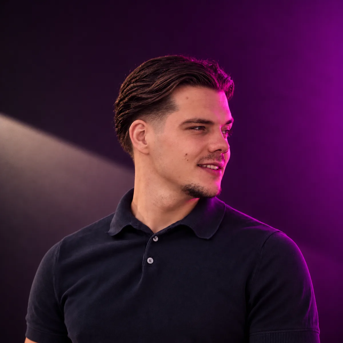 Portret van Mitch, Content Creator bij De Makers Kamer